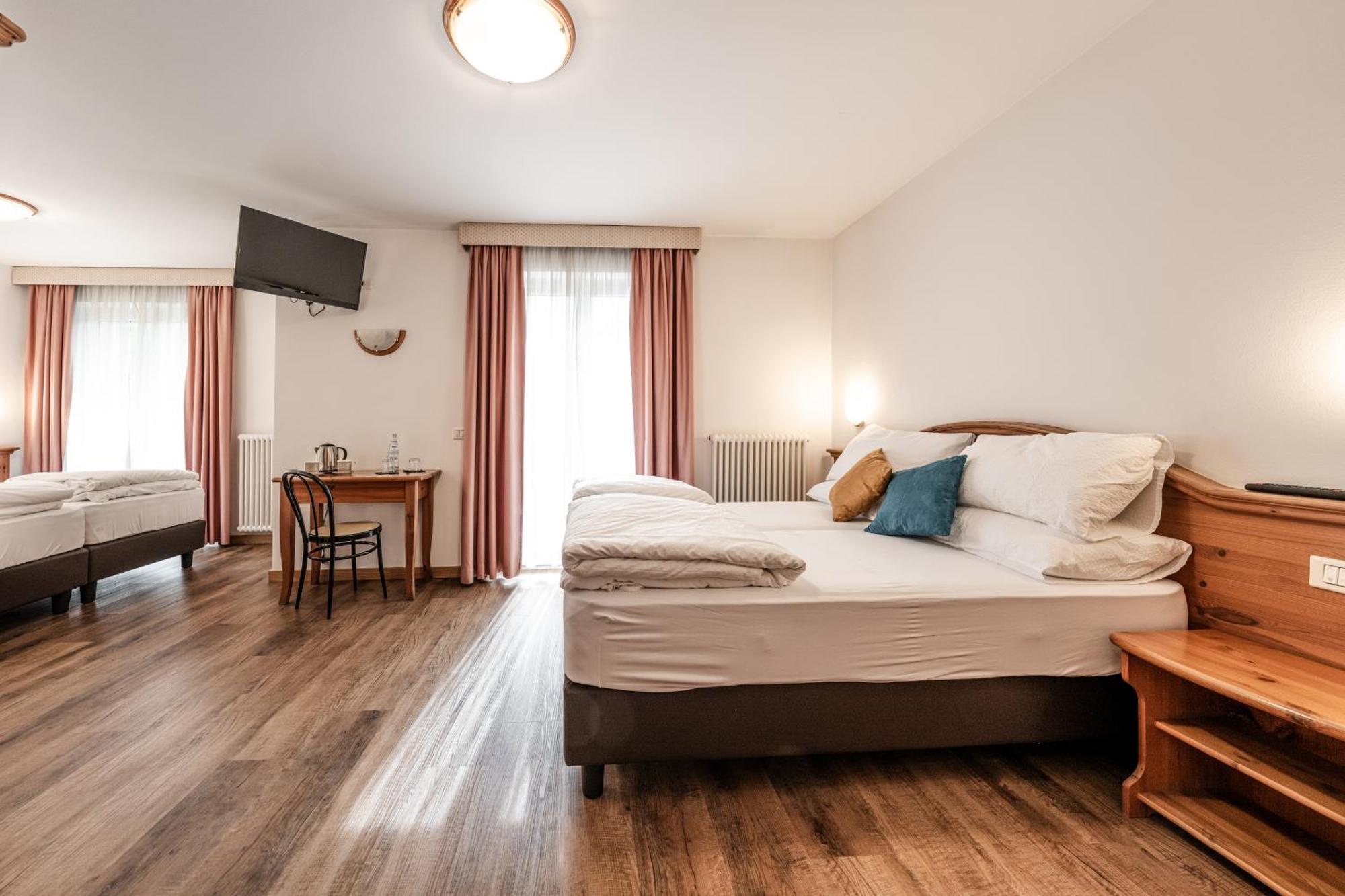 Hotel La Noria Commezzadura Eksteriør billede