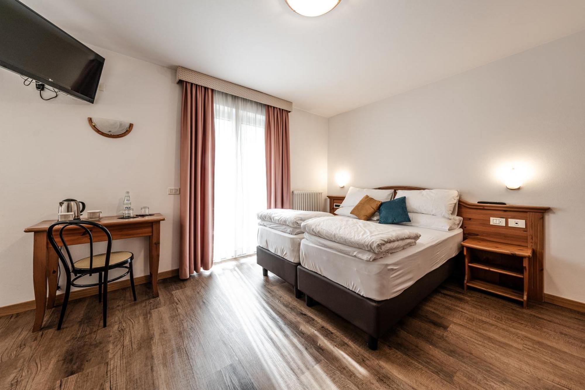Hotel La Noria Commezzadura Eksteriør billede
