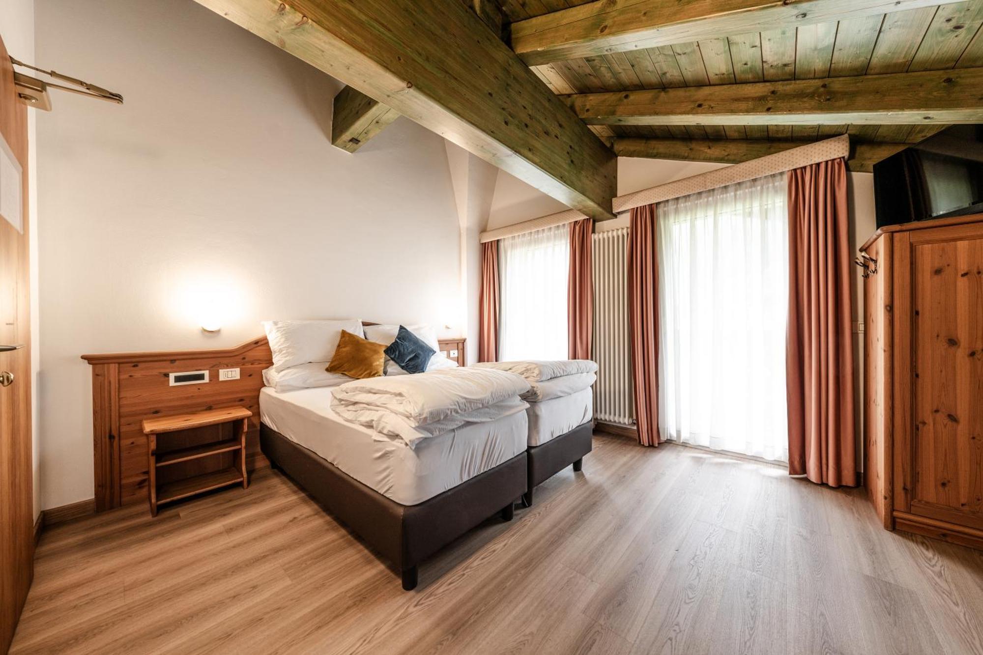 Hotel La Noria Commezzadura Eksteriør billede